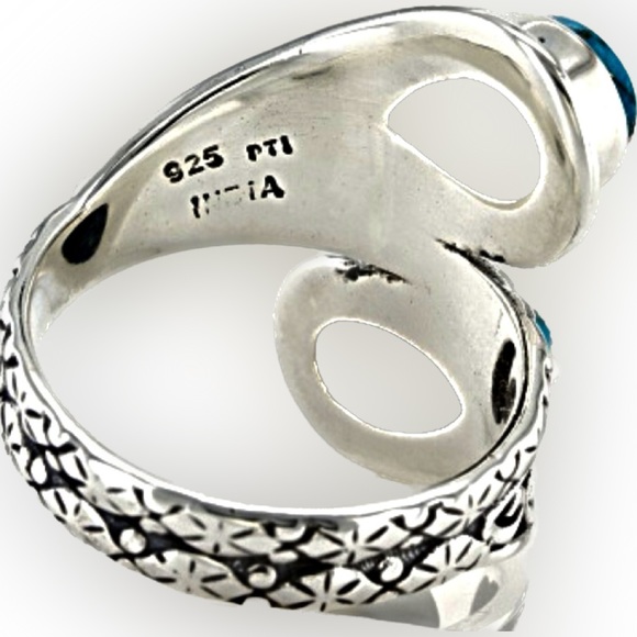 🌺 925 Stirling Silver 9x6mm Pear Shaped Turquoise Cabochon Ring - Size 8- New - Picture 4 of 6